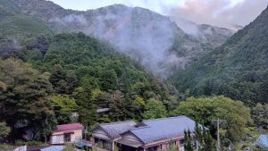 【梅ヶ島温泉】2025年10月上旬の紅葉情報【静岡市北部】